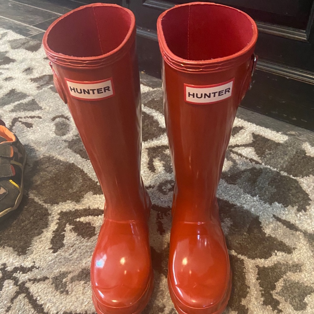 Hunter Boots, Kids Size 1, perfect condition, red